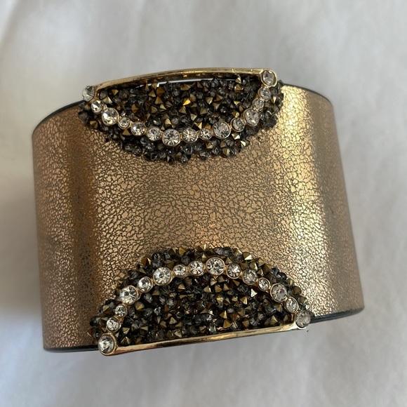 Gold Leather Rhinestone Cuff Bracelet with Swarovski Crystal - Picture 7 of 9